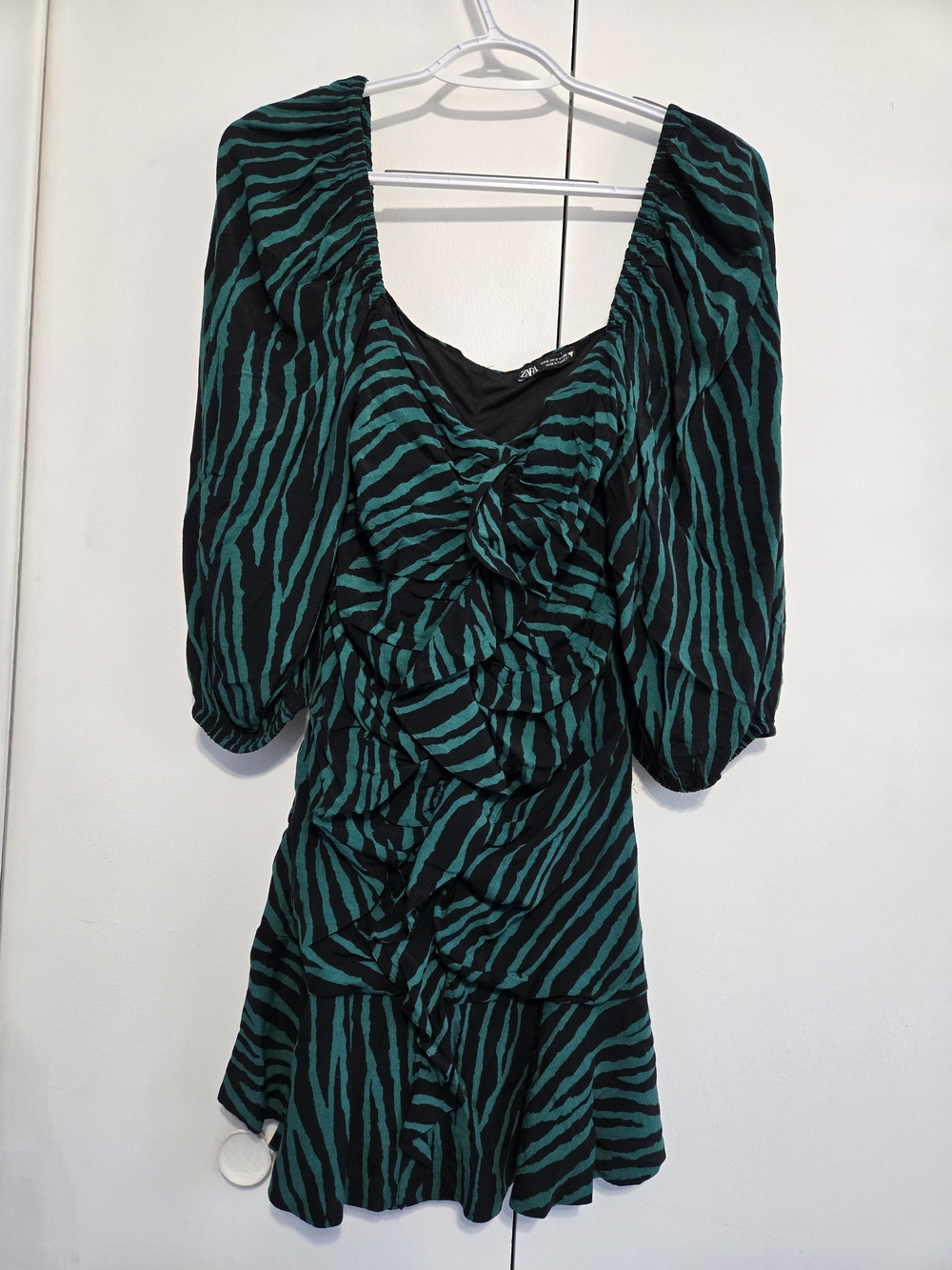 Zara Zebra Print Mini Dress S Green Black Ruched Ruffle Puff Sleeve 34"